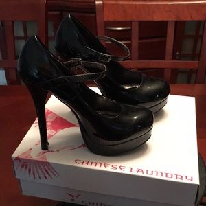 Chinese Laundry Platform heels